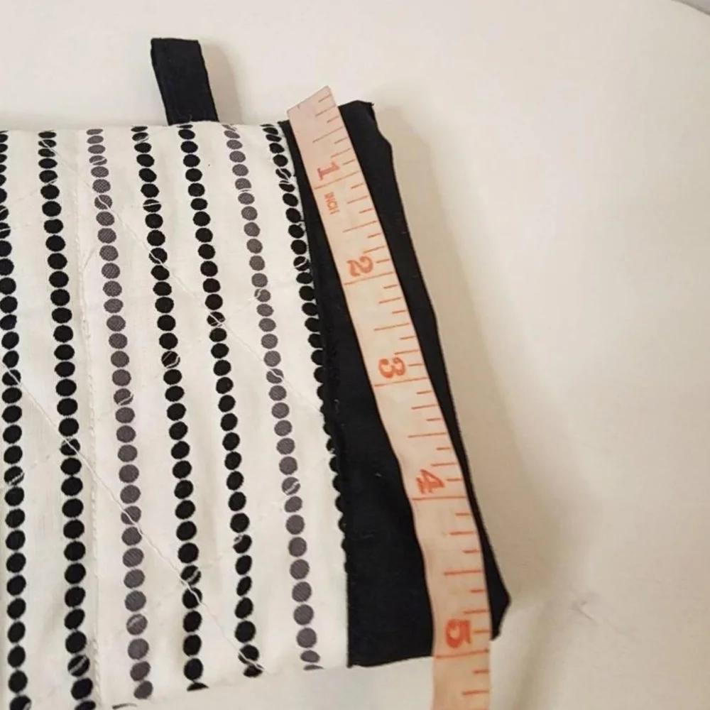 Handmade Polka Dot Heat Resistant Oven Mitt